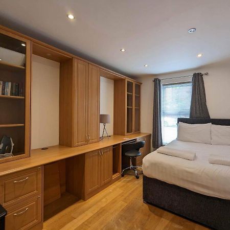 Kirkwood Drive Villa Durham Ngoại thất bức ảnh