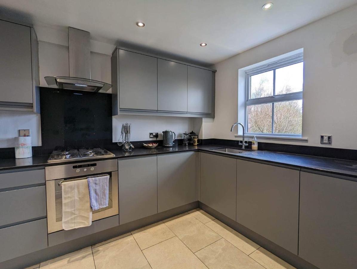 Kirkwood Drive Villa Durham Ngoại thất bức ảnh