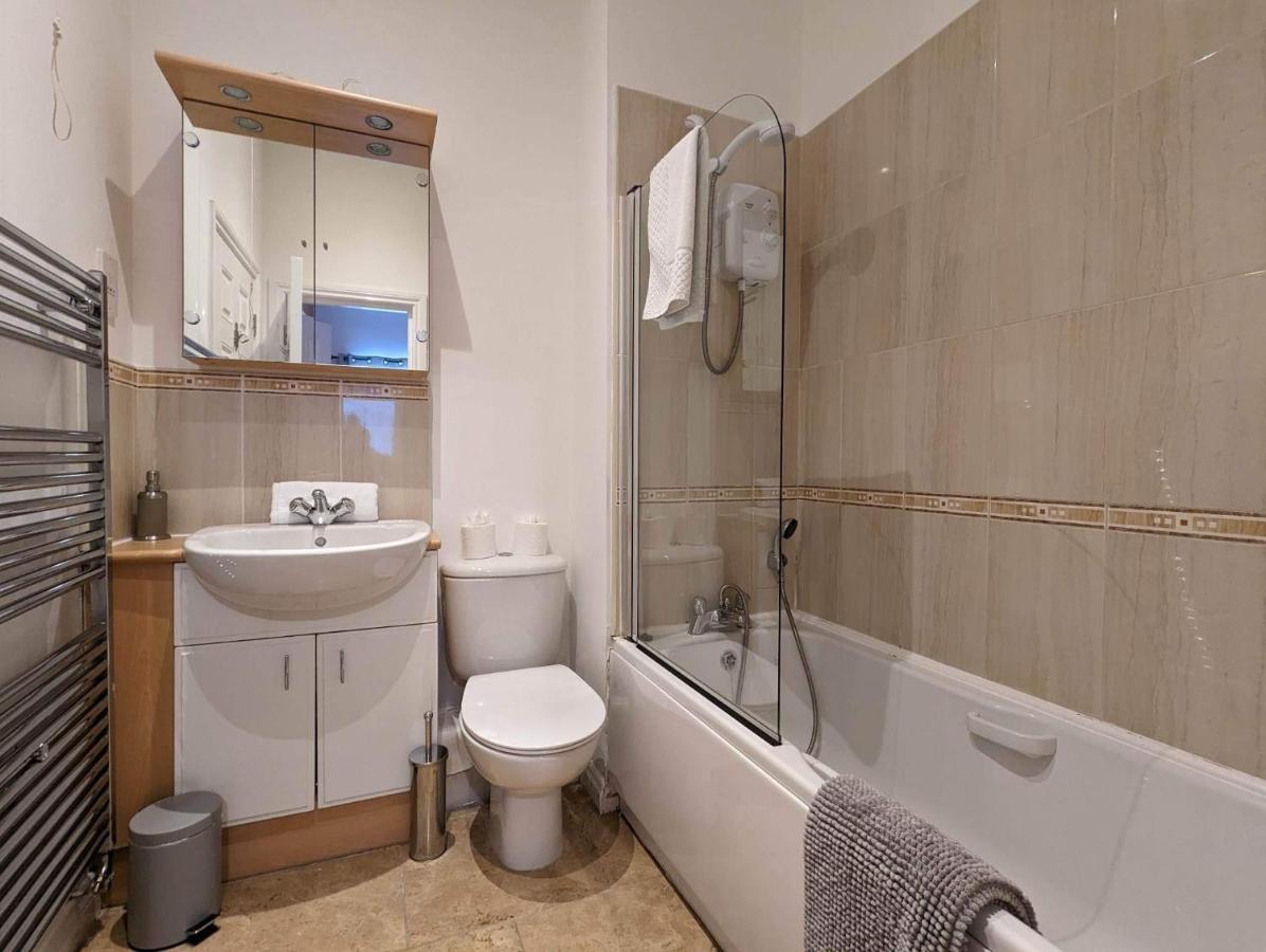 Kirkwood Drive Villa Durham Ngoại thất bức ảnh